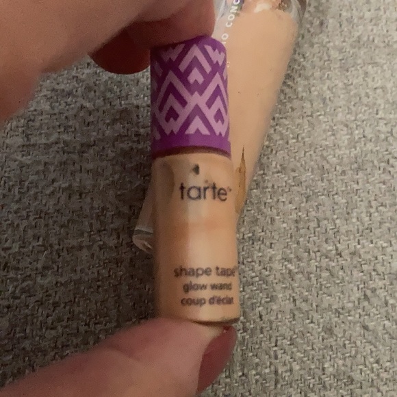 5/$25 concealer highlighter duo. Tarte shape tape glow wand & elf medium - Picture 2 of 3
